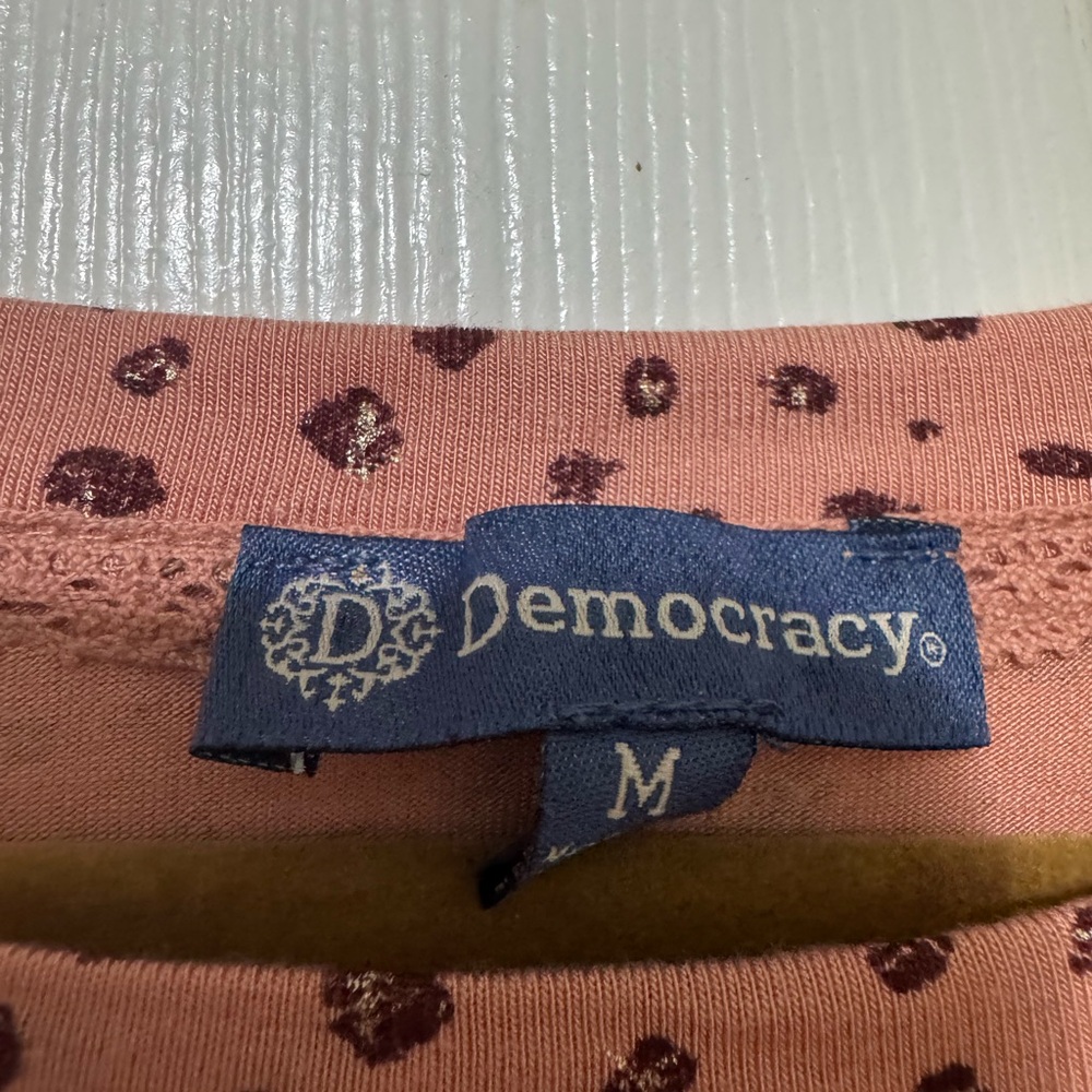 NWT Democracy Blouse Size Medium - Picture 3 of 7